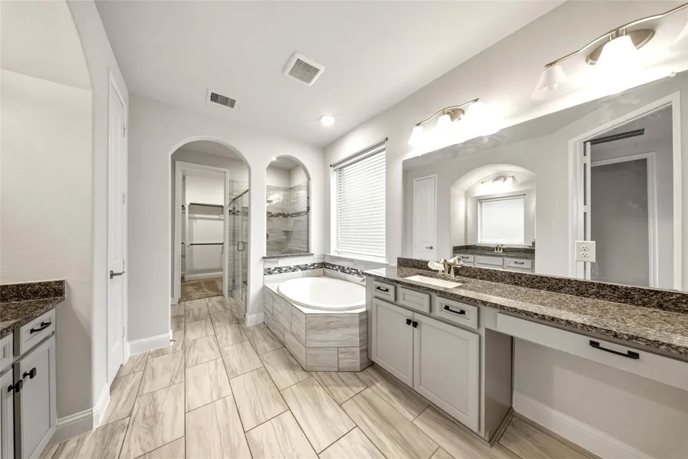 710 Turner Cove Court La Porte, TX 77571