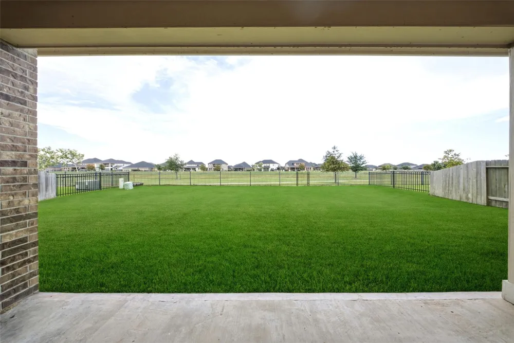 710 Turner Cove Court La Porte, TX 77571