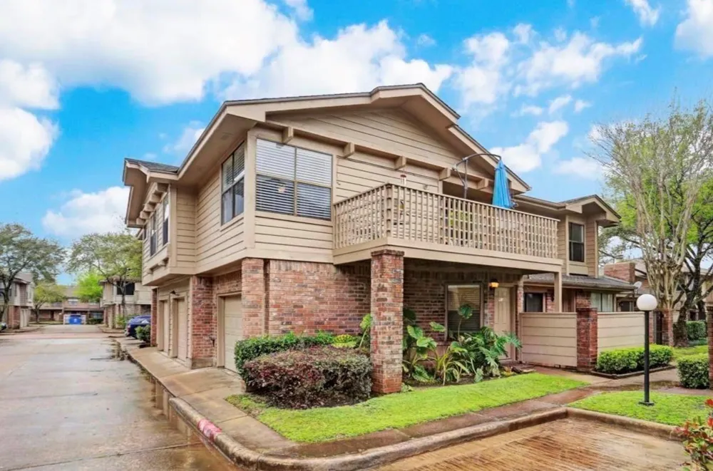 2711 Grants Lake Boulevard #91 Sugar Land, TX 77479