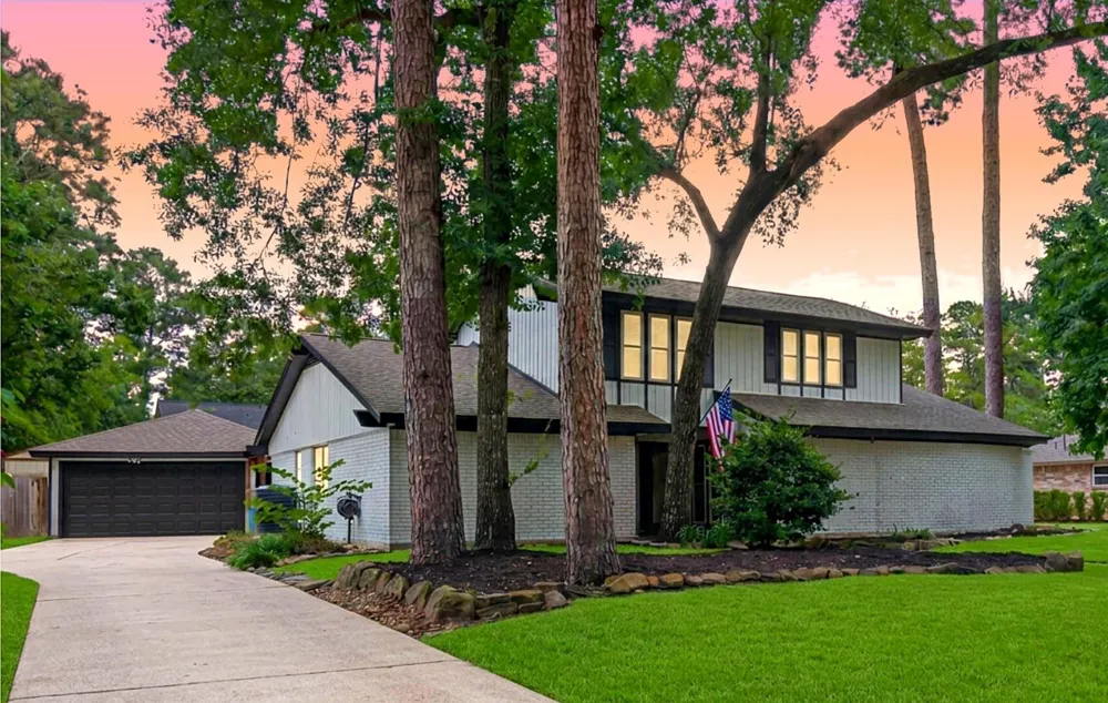 2207 Laurel Hill Drive Kingwood, TX 77339