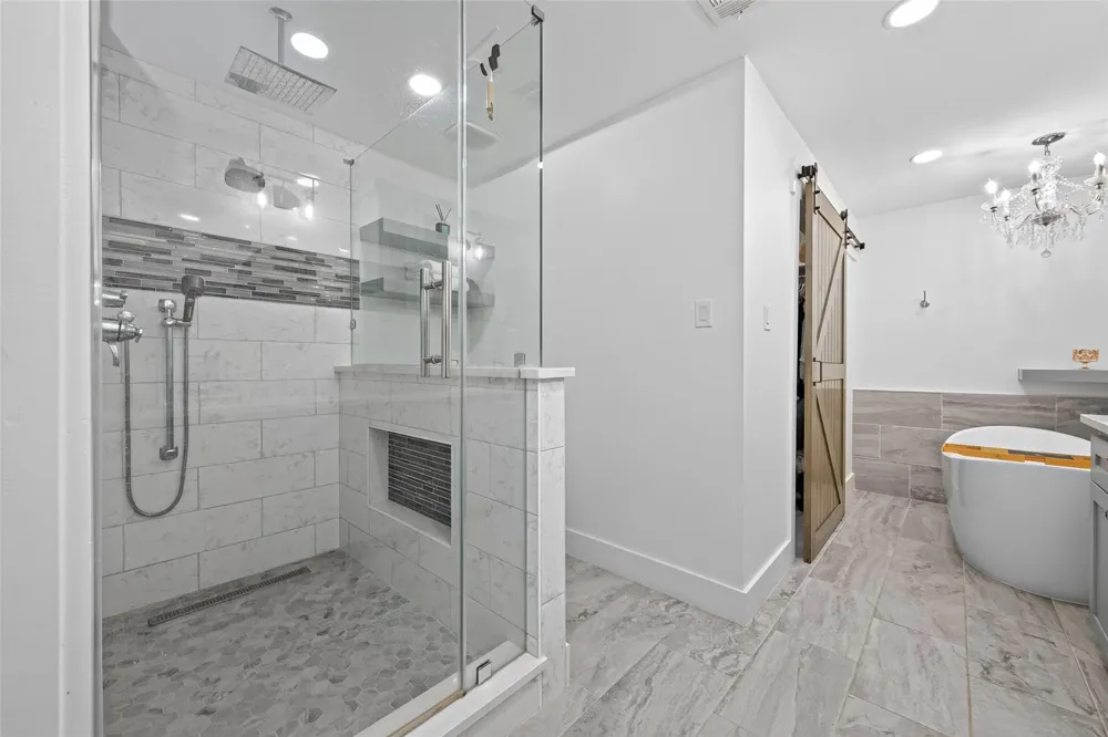 2207 Laurel Hill Drive Kingwood, TX 77339