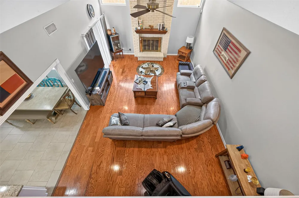 2207 Laurel Hill Drive Kingwood, TX 77339