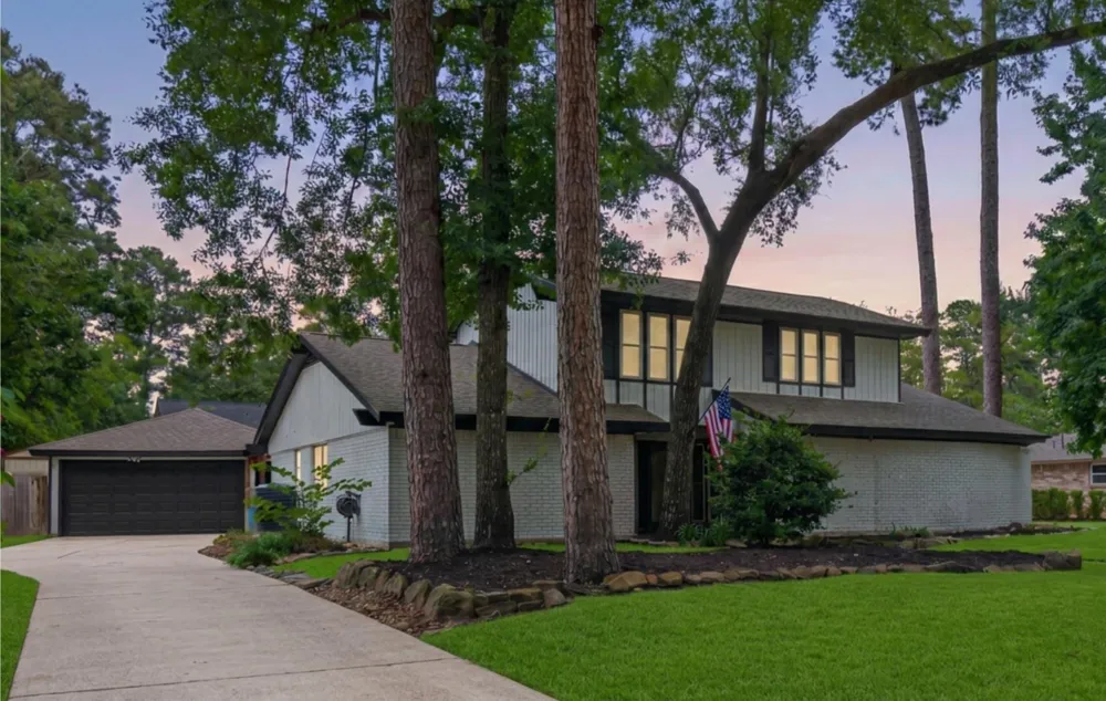 2207 Laurel Hill Drive Kingwood, TX 77339