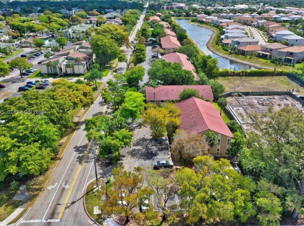 9270 NW 40th Street Coral Springs, FL 33065