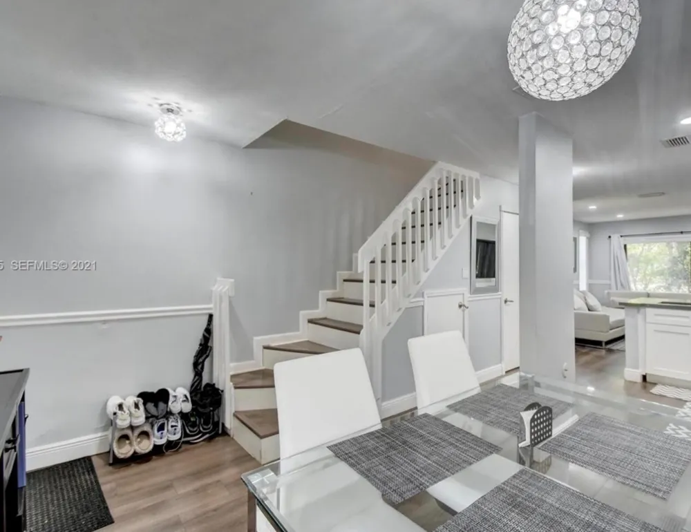 9270 NW 40th Street Coral Springs, FL 33065