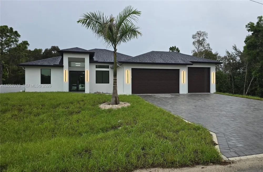 728 LaPlata Ave Lehigh Acres, FL 33974