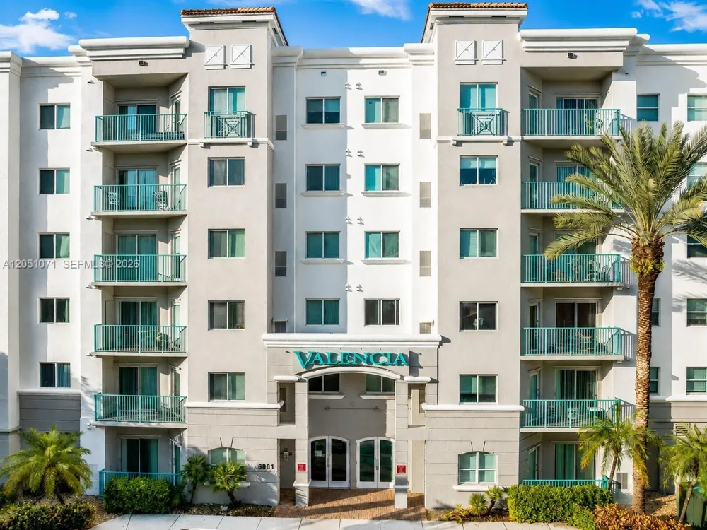 6001 SW 70th St #502 South Miami, FL 33143