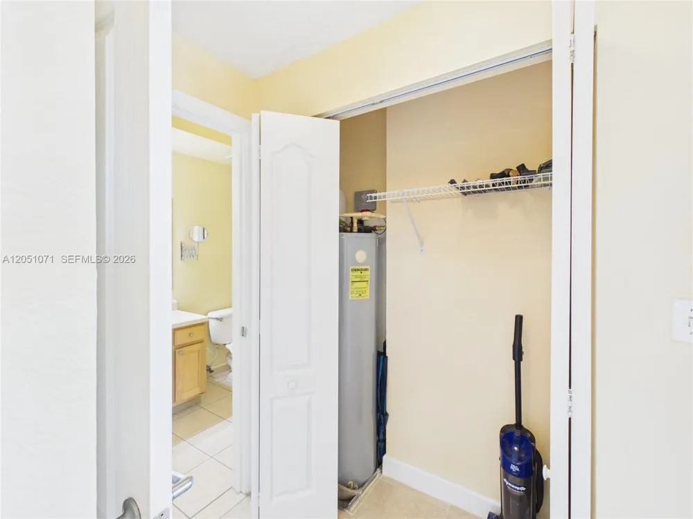 6001 SW 70th St #502 South Miami, FL 33143