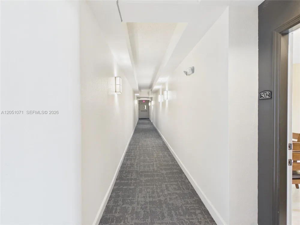 6001 SW 70th St #502 South Miami, FL 33143