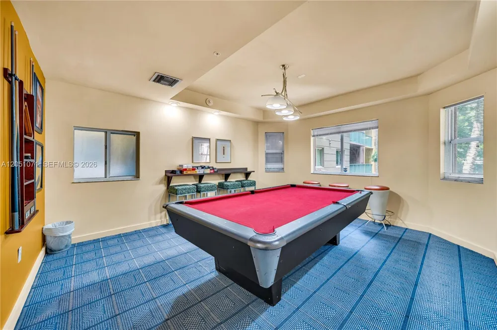 6001 SW 70th St #502 South Miami, FL 33143