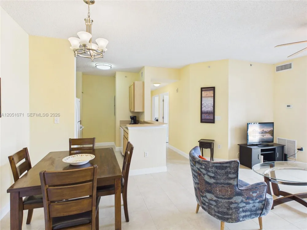 6001 SW 70th St #502 South Miami, FL 33143
