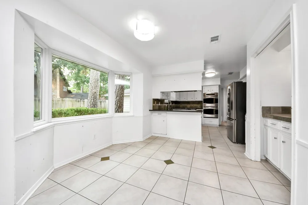 5807 Foresthaven Drive Houston, TX 77066