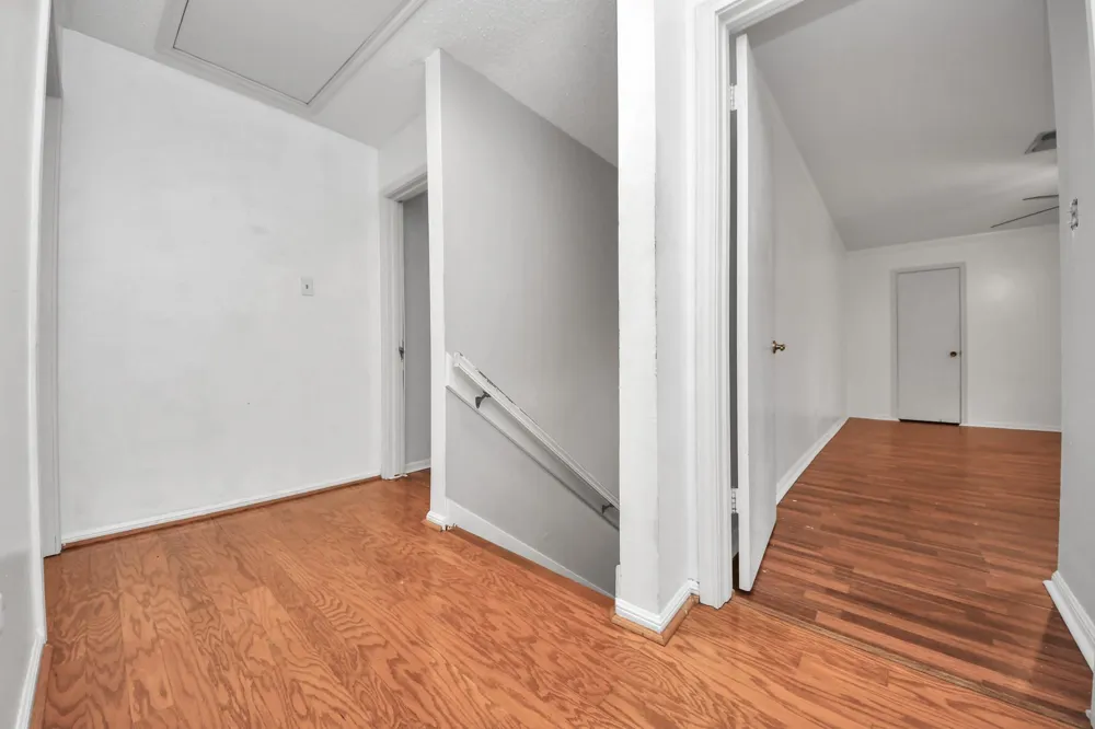 5807 Foresthaven Drive Houston, TX 77066