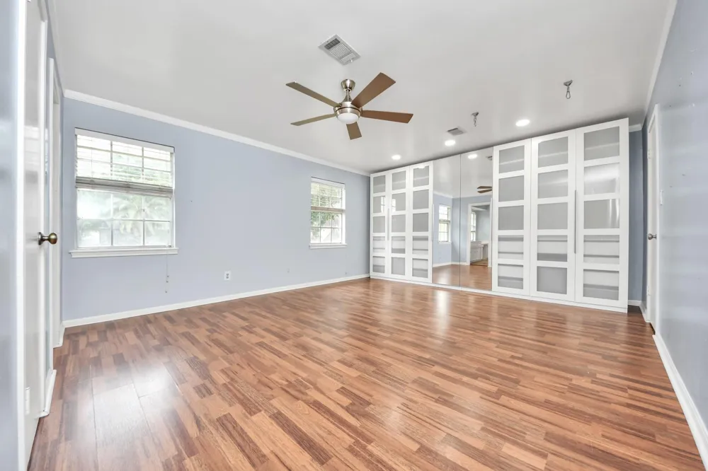 5807 Foresthaven Drive Houston, TX 77066