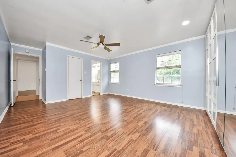 5807 Foresthaven Drive Houston, TX 77066