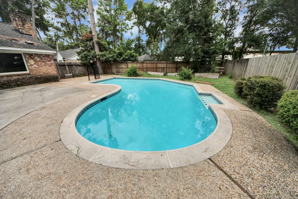5807 Foresthaven Drive Houston, TX 77066