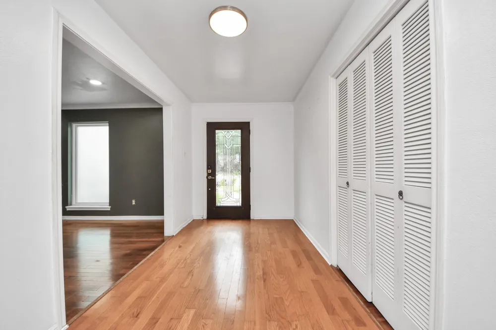 5807 Foresthaven Drive Houston, TX 77066