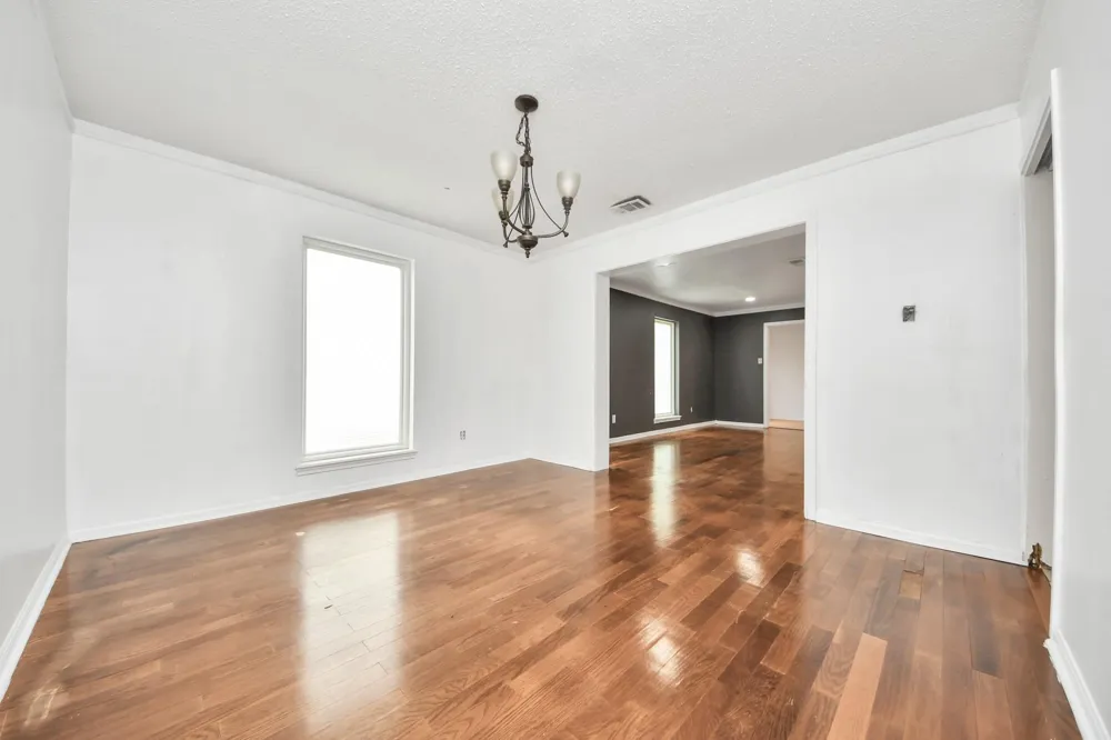 5807 Foresthaven Drive Houston, TX 77066