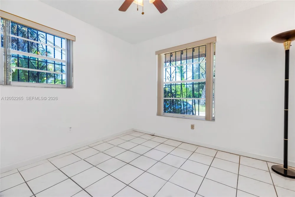 16420 NE 5th Ave #000 Miami, FL 33162
