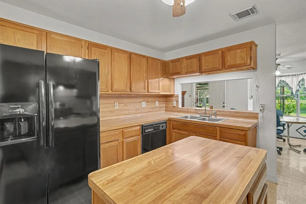 2311 Anders Lane Kemah, TX 77565