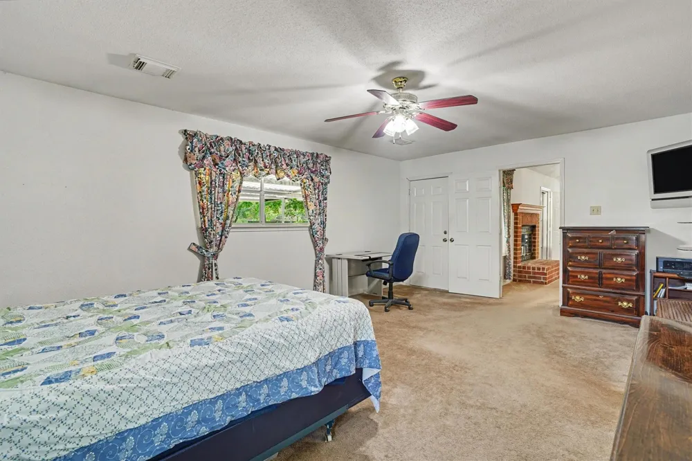 2311 Anders Lane Kemah, TX 77565