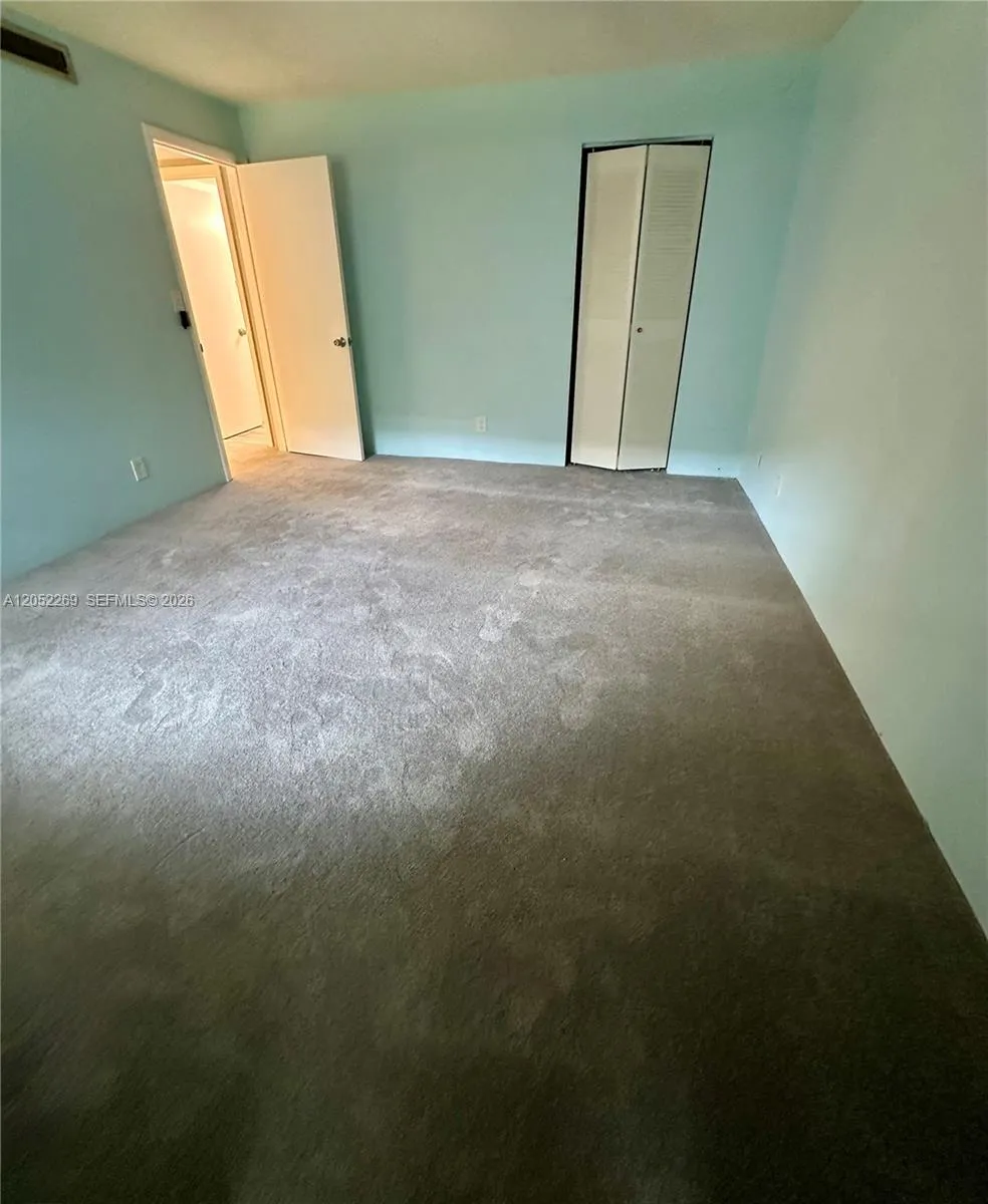 3777 NW 78th Ave #10B Davie, FL 33024