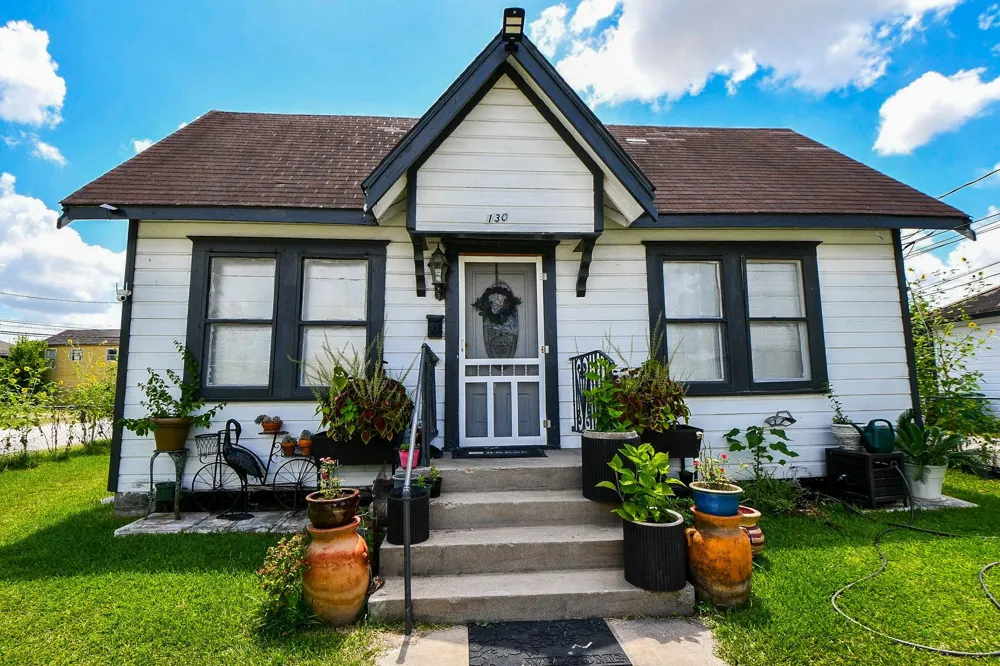 4508 Schroeder Street Houston, TX 77011
