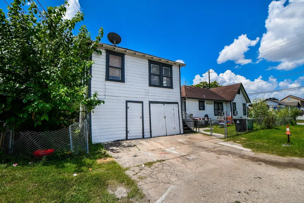 4508 Schroeder Street Houston, TX 77011