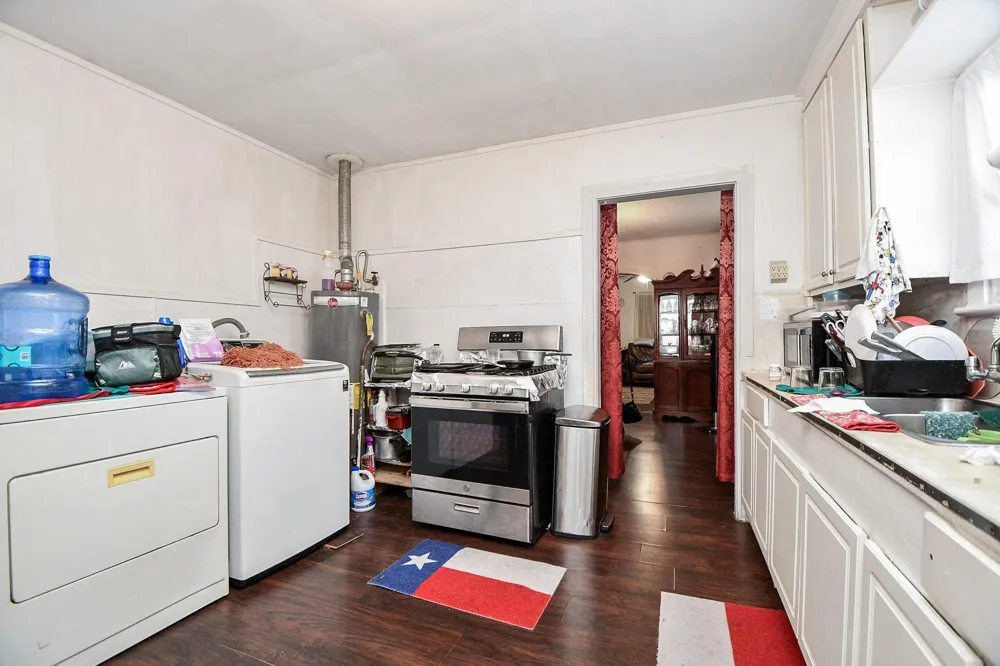 4508 Schroeder Street Houston, TX 77011