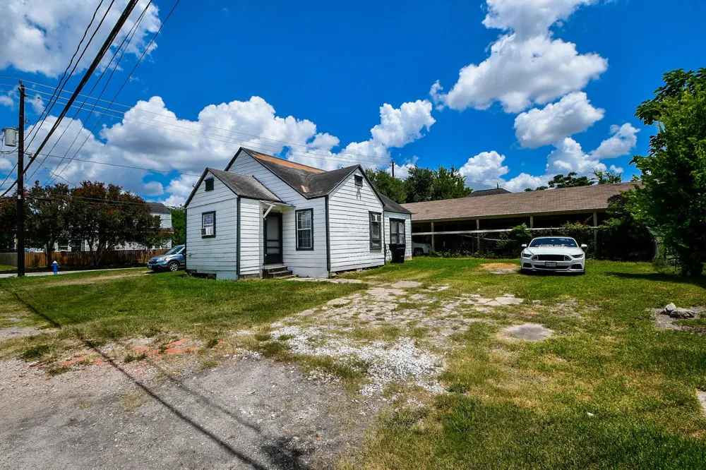 4508 Schroeder Street Houston, TX 77011