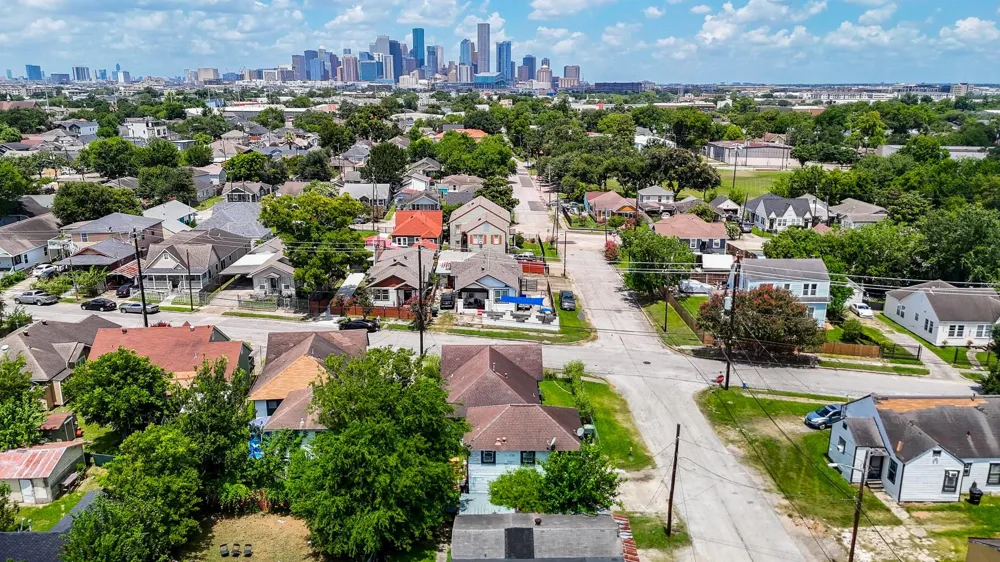 4508 Schroeder Street Houston, TX 77011