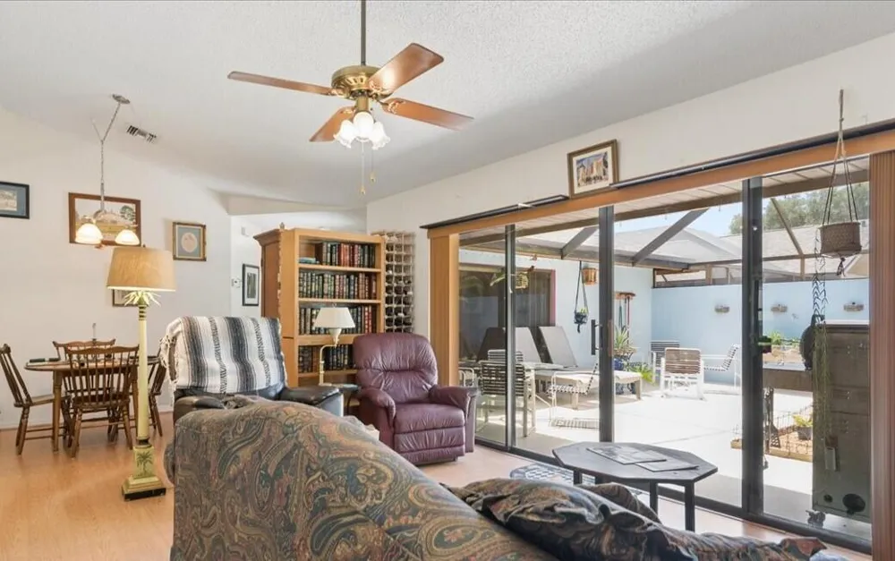 6287 Mirror Lake Drive Sebastian, FL 32958