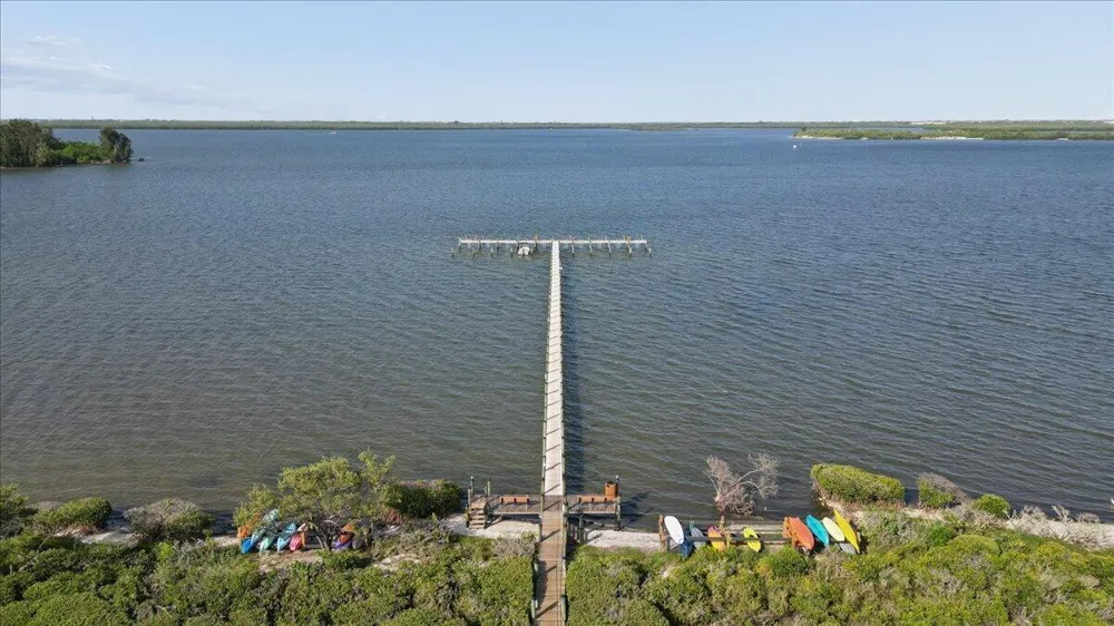 6287 Mirror Lake Drive Sebastian, FL 32958