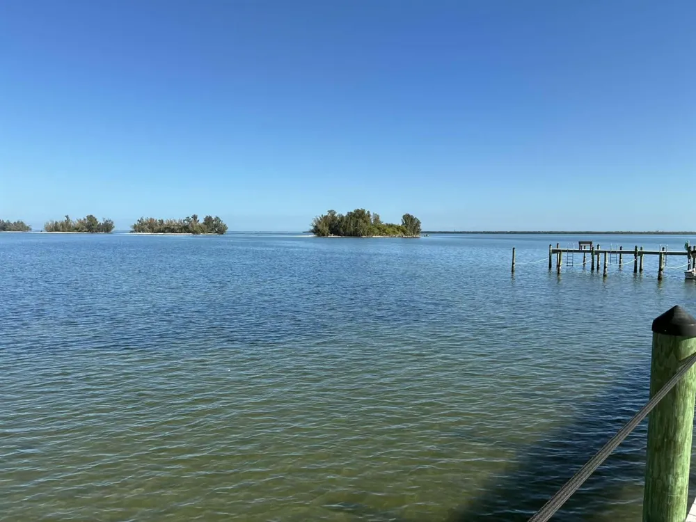 6287 Mirror Lake Drive Sebastian, FL 32958