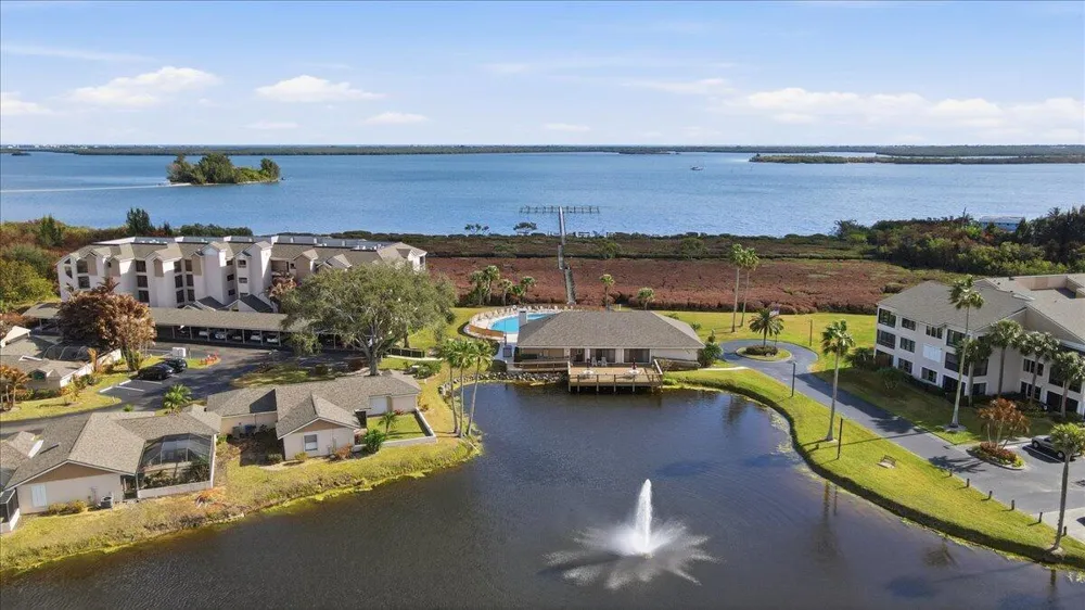 6287 Mirror Lake Drive Sebastian, FL 32958