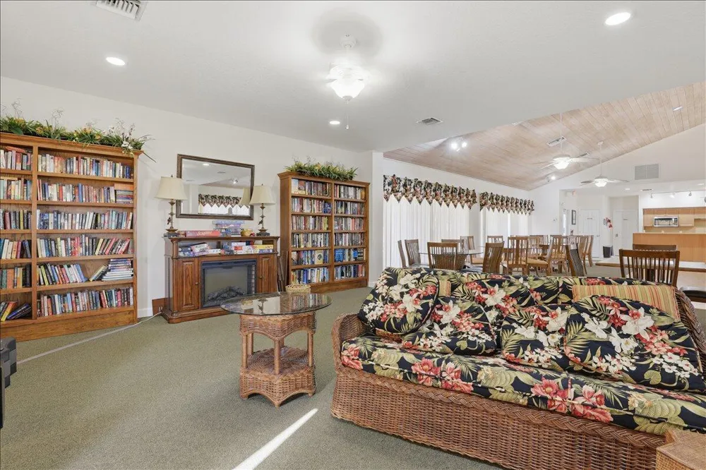 6287 Mirror Lake Drive Sebastian, FL 32958