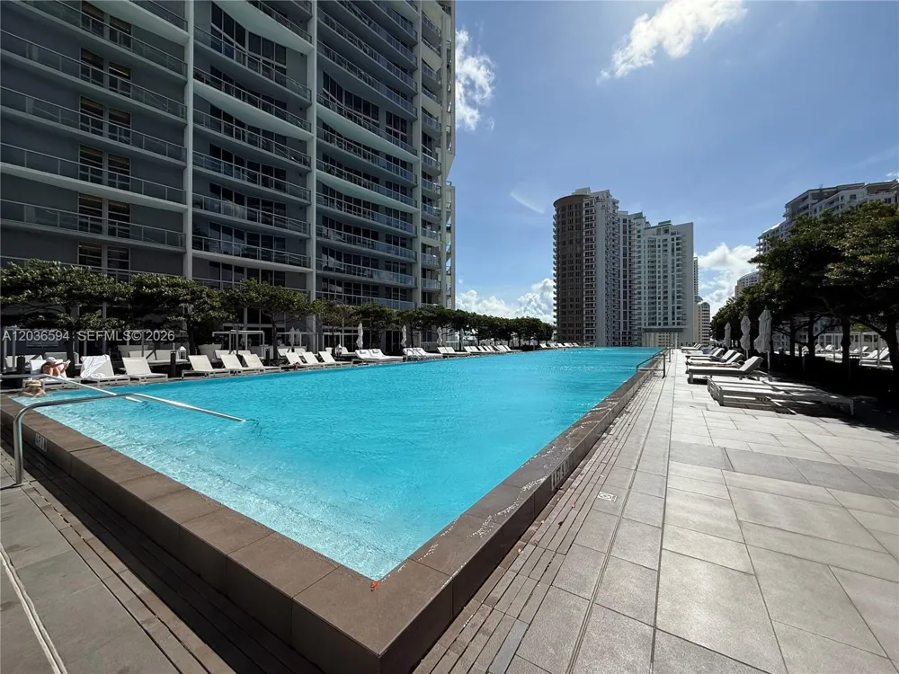 495 Brickell Ave #5106 Miami, FL 33131