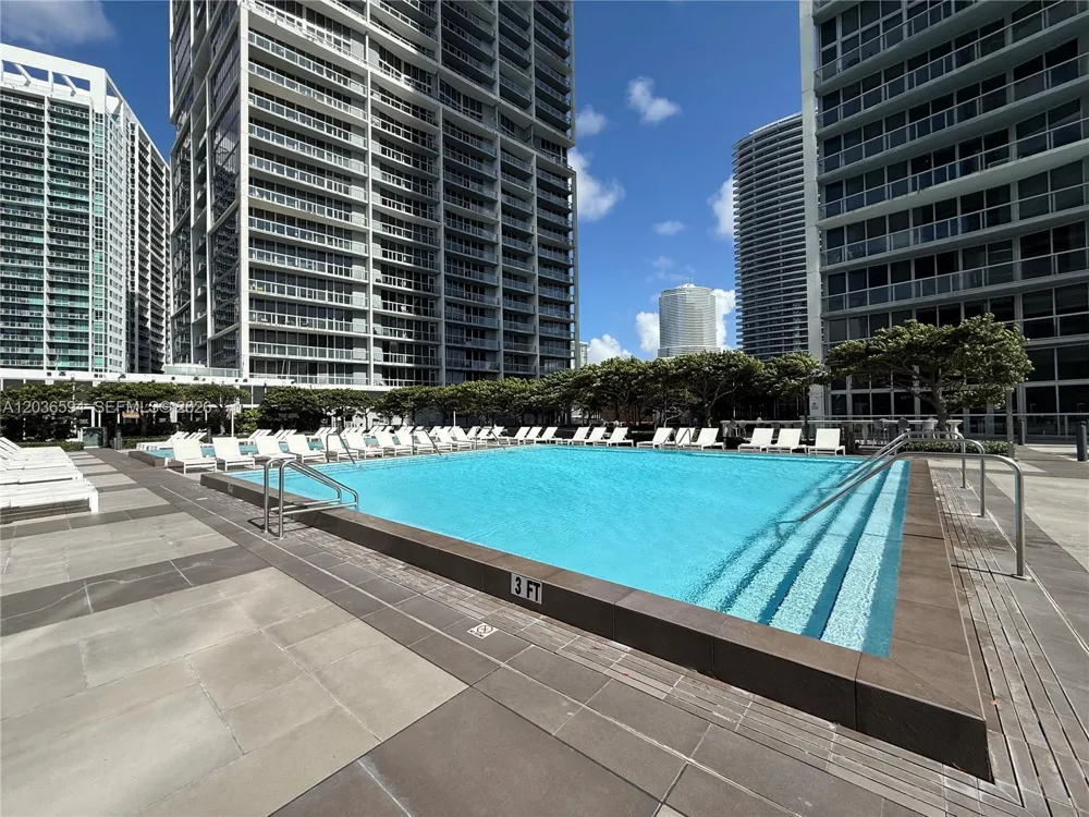 495 Brickell Ave #5106 Miami, FL 33131