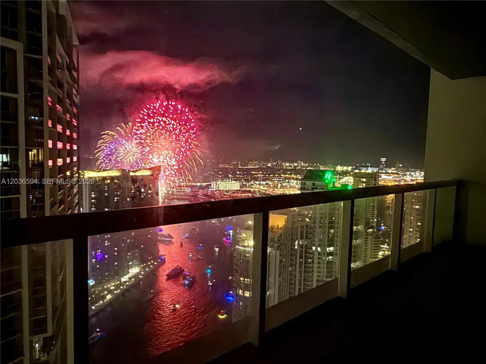 495 Brickell Ave #5106 Miami, FL 33131