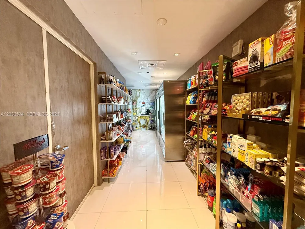 495 Brickell Ave #5106 Miami, FL 33131