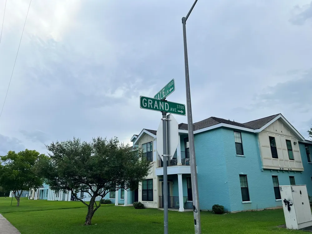 Hale Beaumont, TX 77703