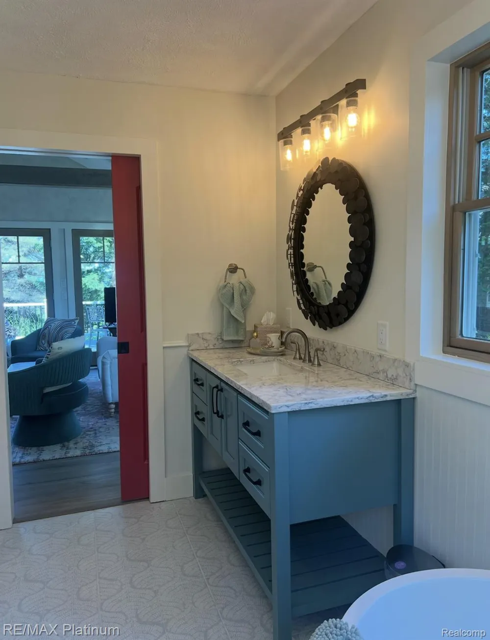 33090 East Side Drive Peaine Township, MI 49782