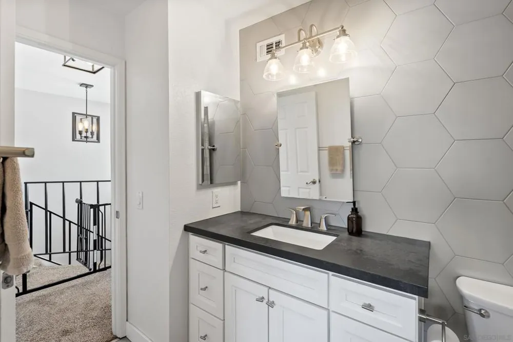 14287 Mariana Dr. Poway, CA 92064