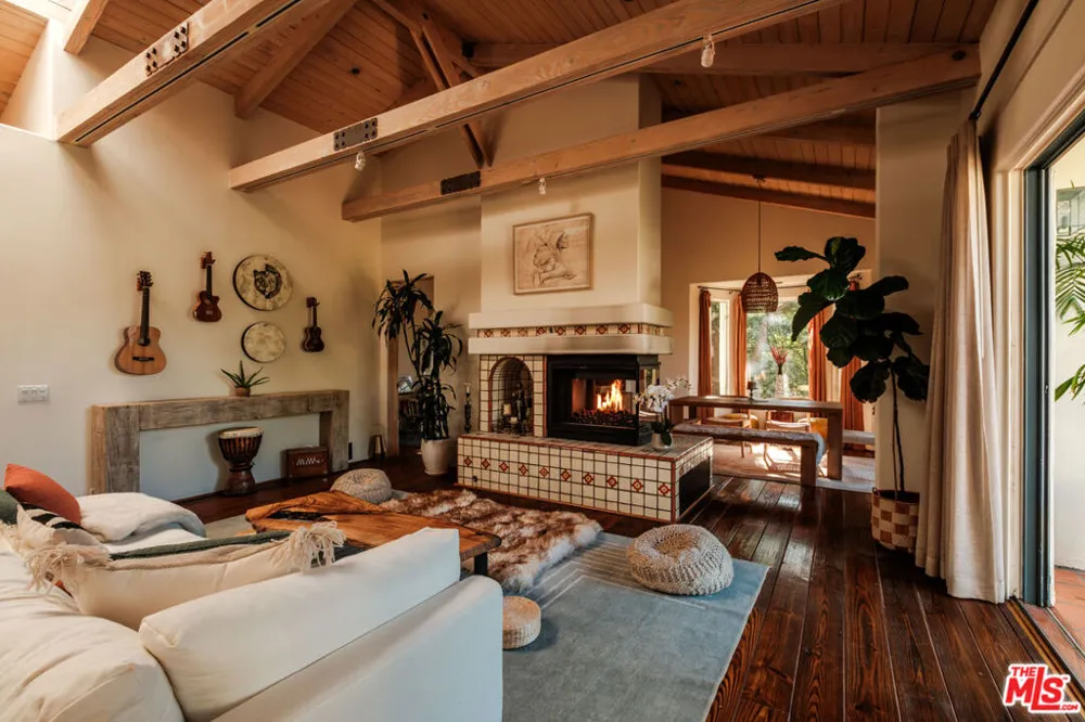 20333 Reigate Road Topanga, CA 90290