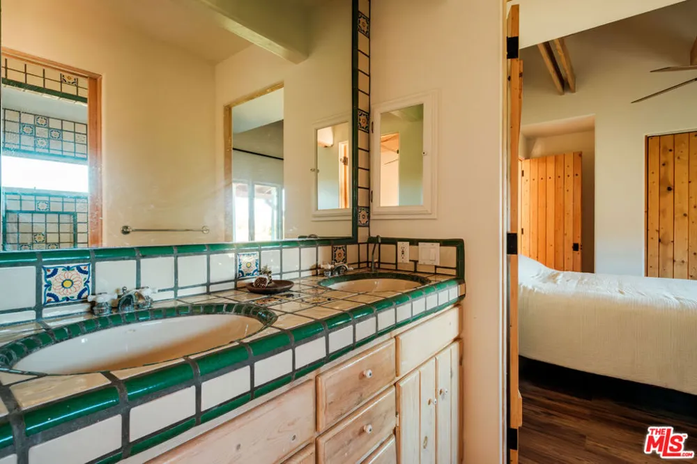 20333 Reigate Road Topanga, CA 90290