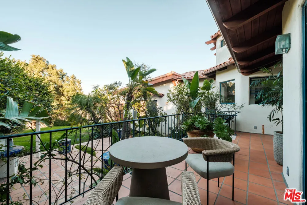 20333 Reigate Road Topanga, CA 90290