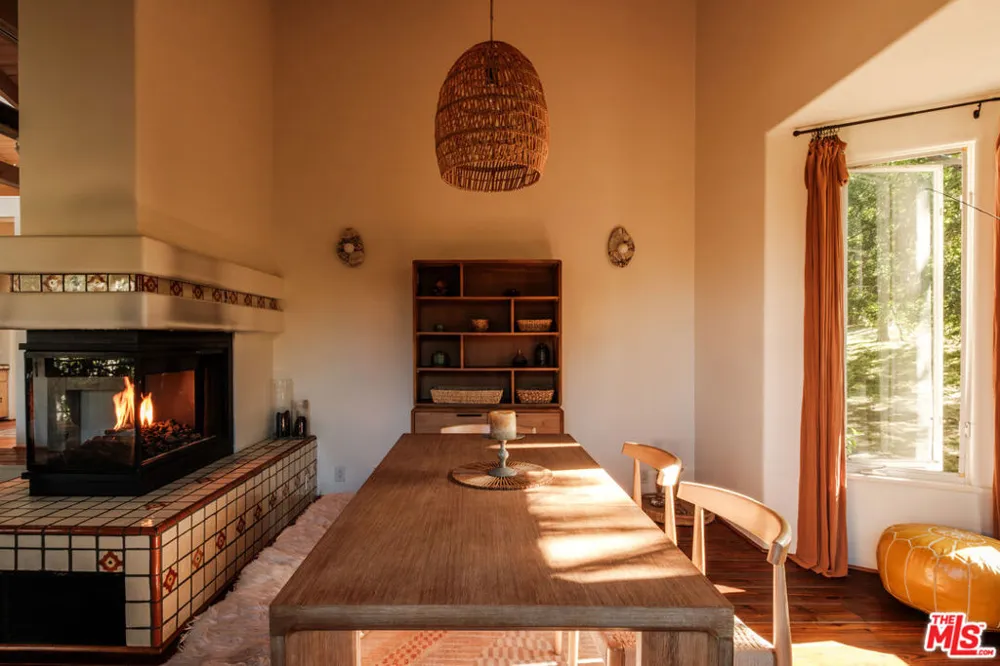 20333 Reigate Road Topanga, CA 90290