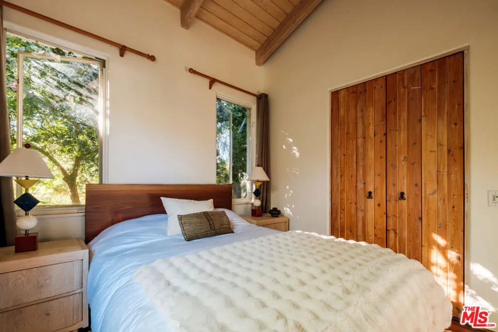 20333 Reigate Road Topanga, CA 90290