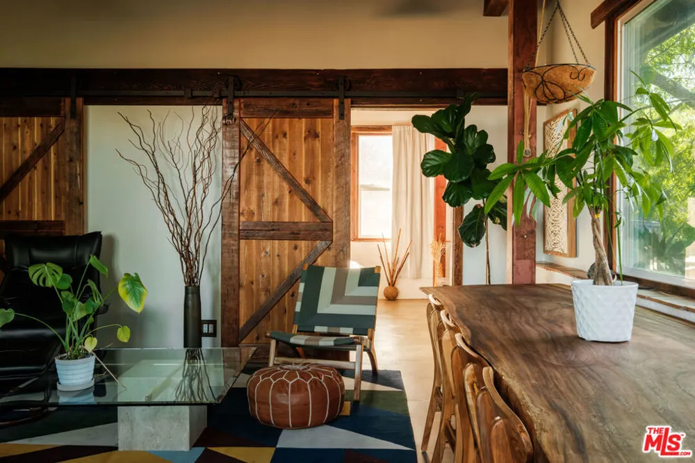 20333 Reigate Road Topanga, CA 90290