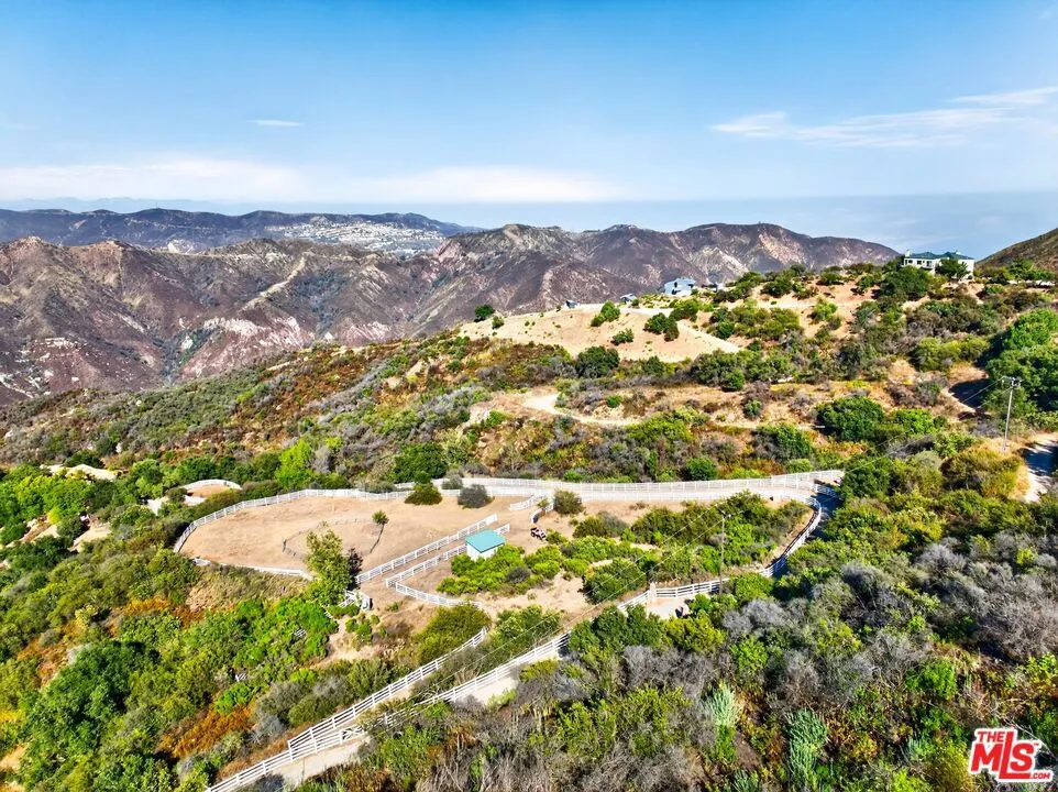20333 Reigate Road Topanga, CA 90290